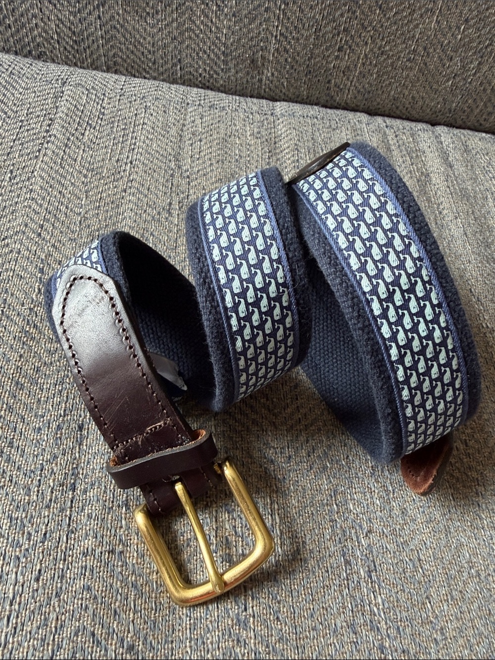 Vineyard Vines Men’s Blue/Light Blue Whales 🐳 Canvas/Leather Belt Size: 32
